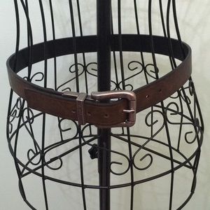 😎COOL boy’s two color flippable belt.